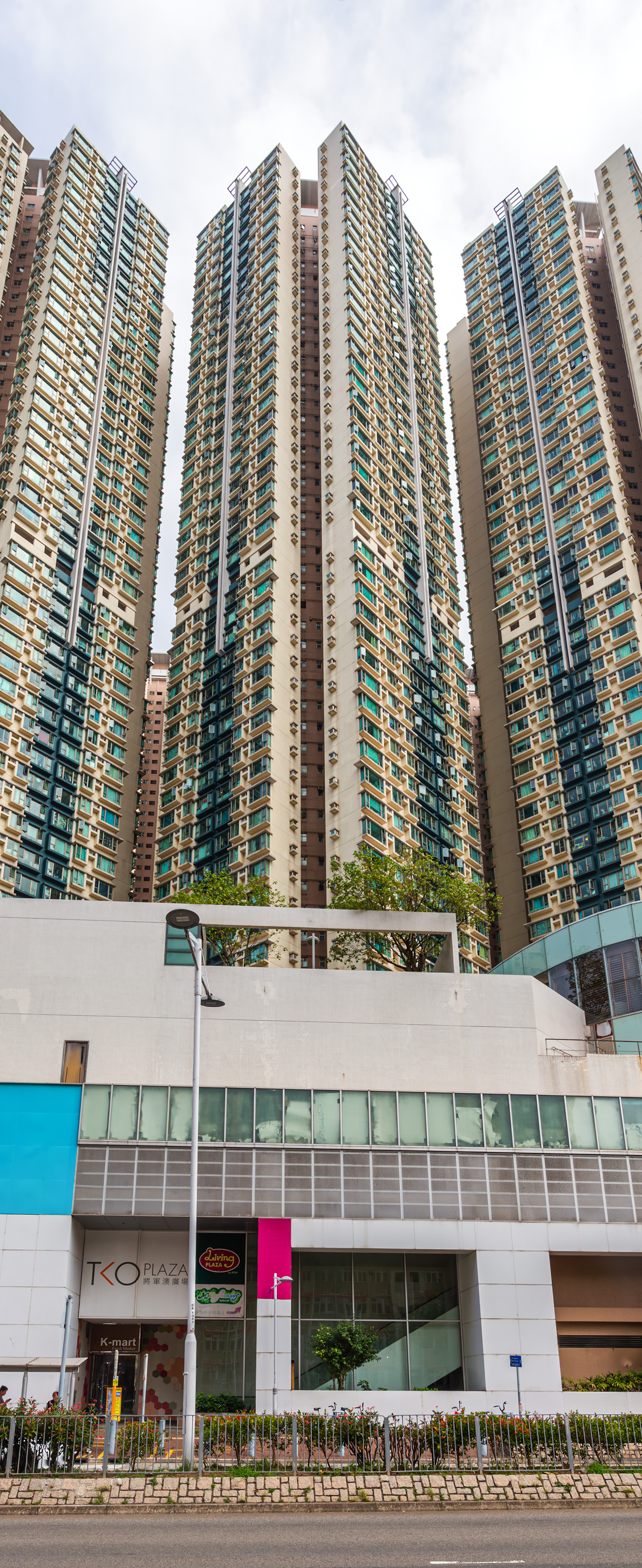 Tseung Kwan O Plaza Tower 6, Hong Kong - Looking up. © Mathias Beinling